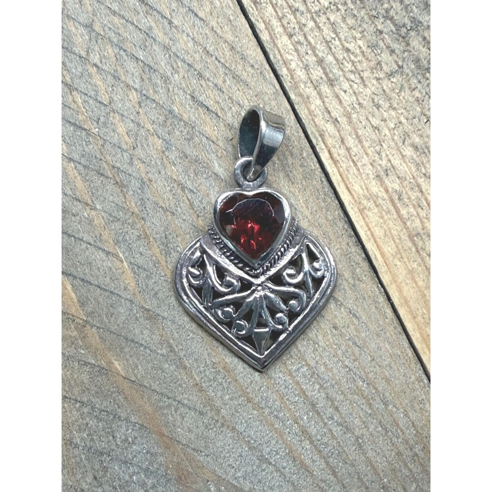 Vintage Sterling Silver Garnet Heart Pendant | 925 Filigree Estate Jewelry